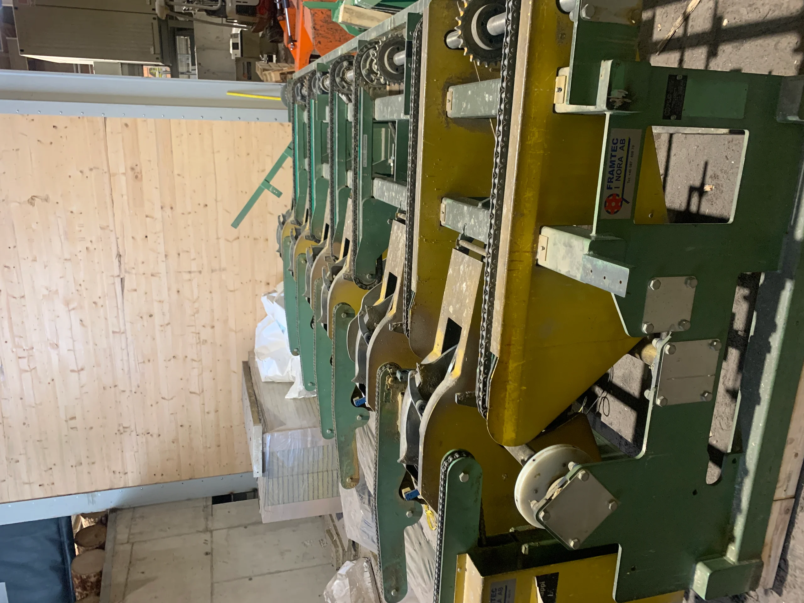 Tongue feeder Tongue feeder - Image 8